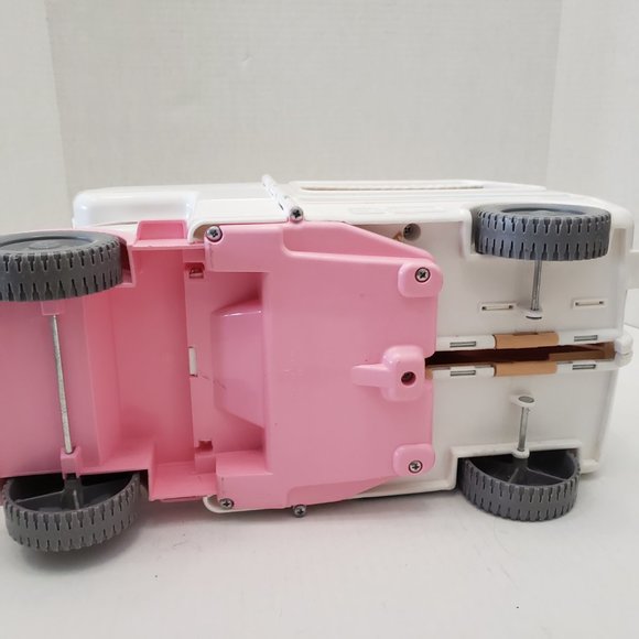 Vintage Fisher Price RV Loving Family Vacation Camper 1998 90s Y2K 2000 - Picture 14 of 16